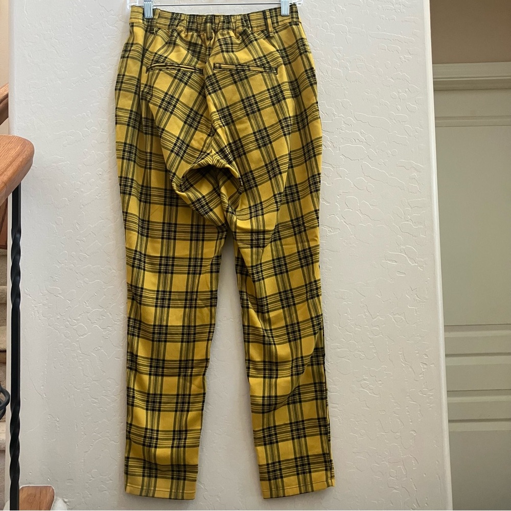 Hot Topic Women’s Yellow and Black Pants Sz S - Picture 2 of 4